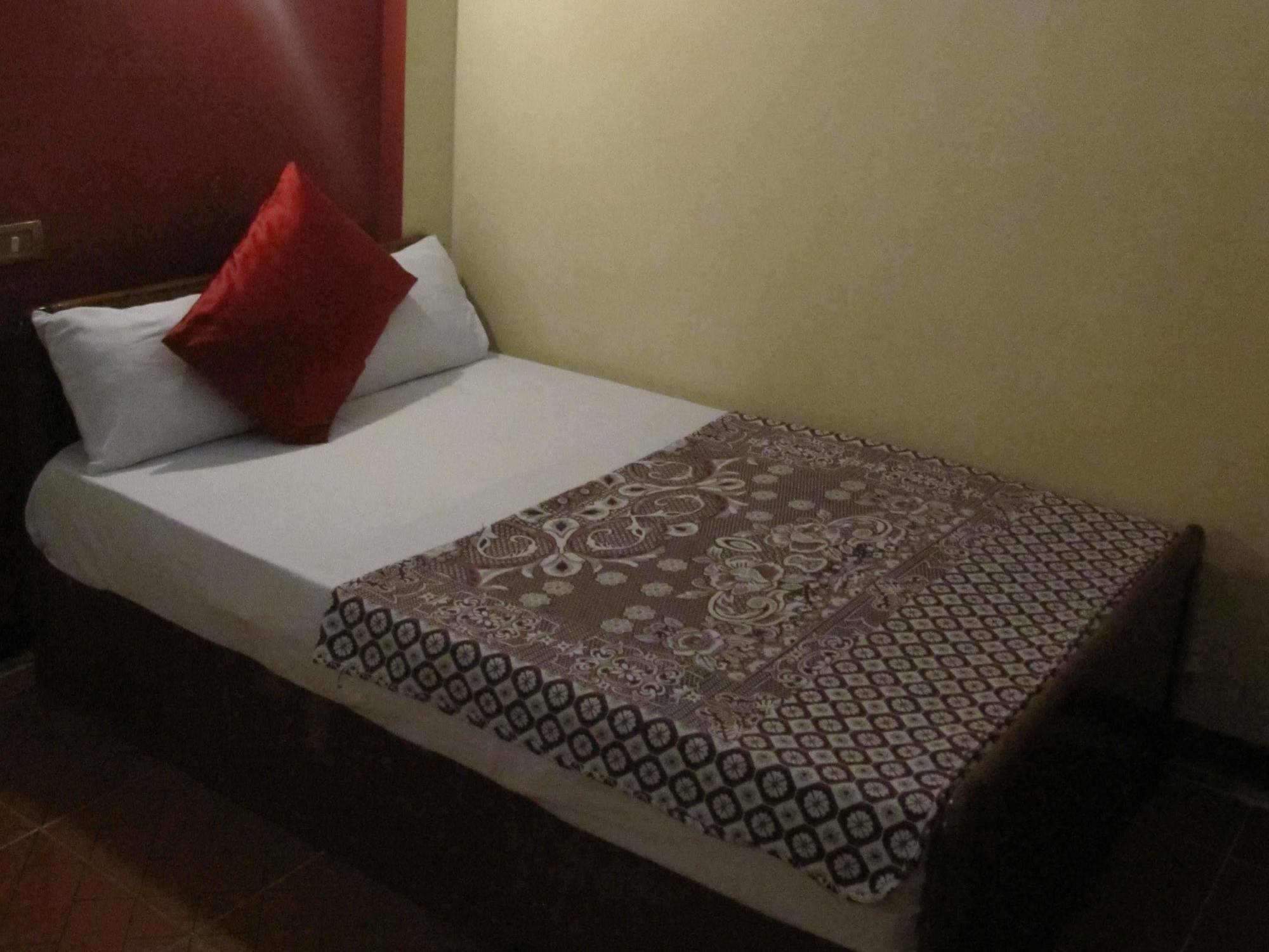 City Plaza Hostel カイロ エクステリア 写真